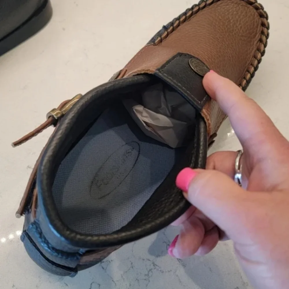 Polo boots and leather shoes - Picture 3 of 8